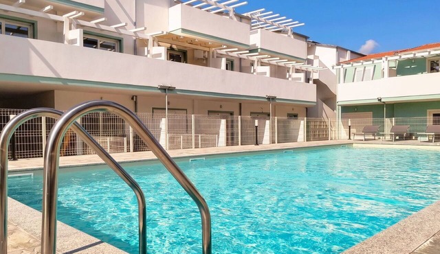 Cosy apartment for 4 guests with WIFI, pool, A/C, TV and terrace