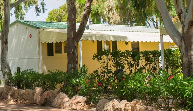 Cosy apartment in villa for 4 people with A/C, hot tub, WIFI, TV and terrace
