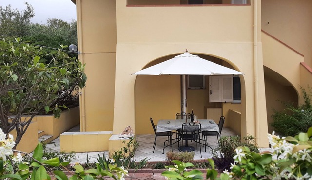 Cozy apartment with veranda CIN IT091017C2000P7610