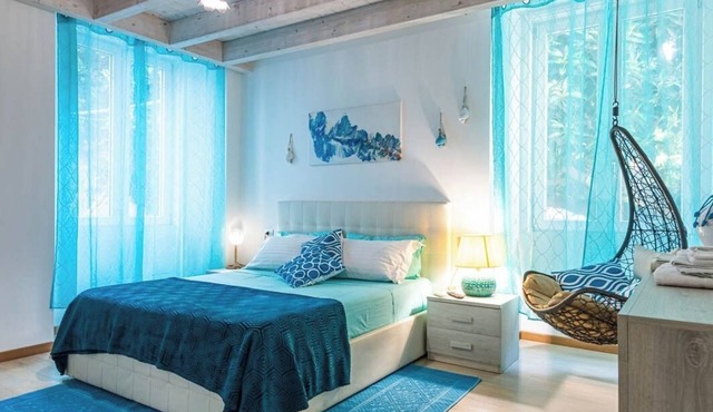Cozy buen ritiro in the center of Carloforte inspired by the colors of the sea