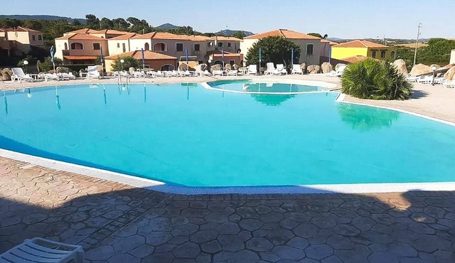 Cozy home in Aglientu with outdoor swimming pool
