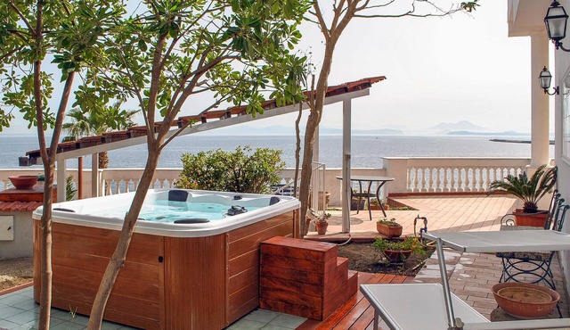Cozy home in Lacco Ameno Ischia NA