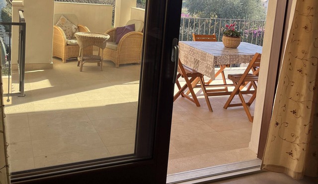 Downtown apartment with wonderful veranda