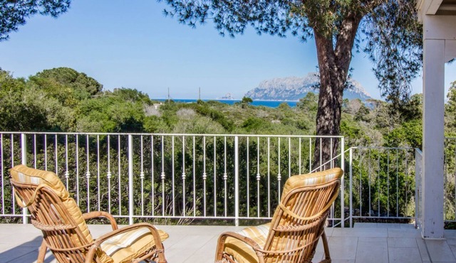 GuestHost - Seaview Villa with Large Terrace