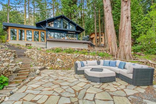 Haven on Hilltop in Lopez