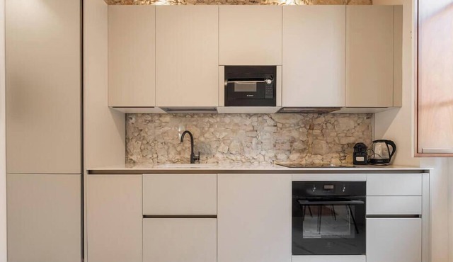 Heritage Harbor Loft | 90m from Waterfront