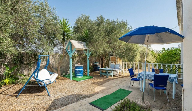 Holiday Home 'La Casa Di Coccola' with Private Terrace, Wi-Fi and Air Conditioning