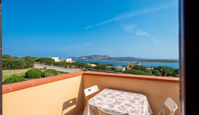 Holiday Home "Pergola 714" Steps from the Beach with Sea View and Balcony