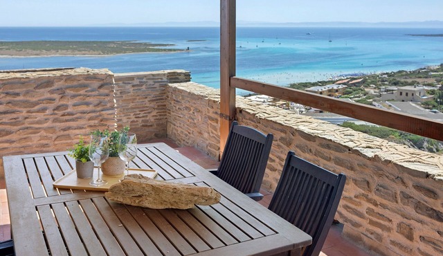 Holiday Home 'Venere' with Sea View, Shared Pool