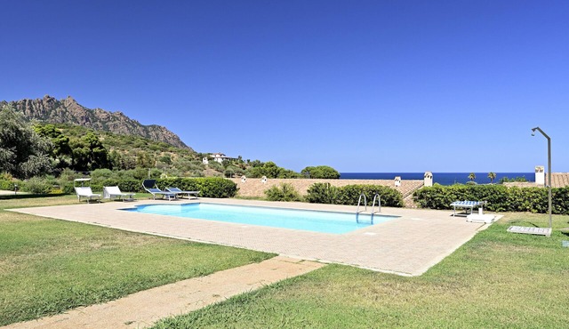 Holiday Home 'Villa Dei Desideri' with Sea View, Shared Pool and Air Conditioning
