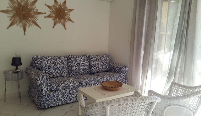 House with garden 300 mt from the beautiful sea