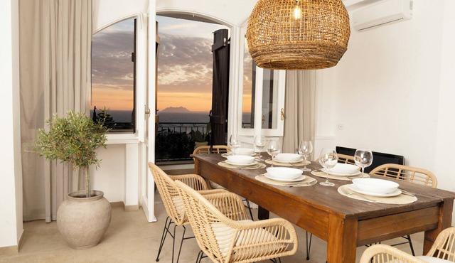 Ilios House Sea and Mountain View | Borgo Stays in Lazio