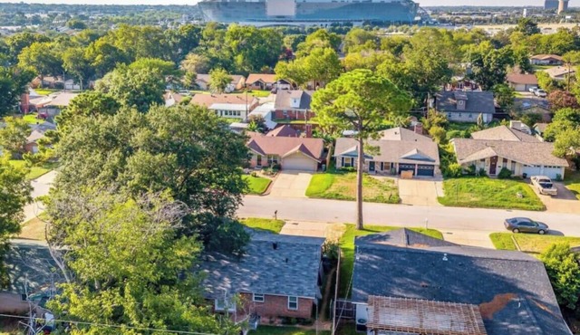 Inviting & Spacious 4BR | Walk to AT&T & World Cup in Arlington