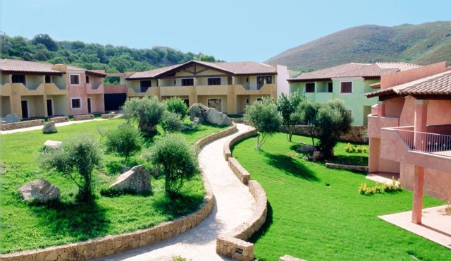 Le Corti Di Marinella 6p Garden View