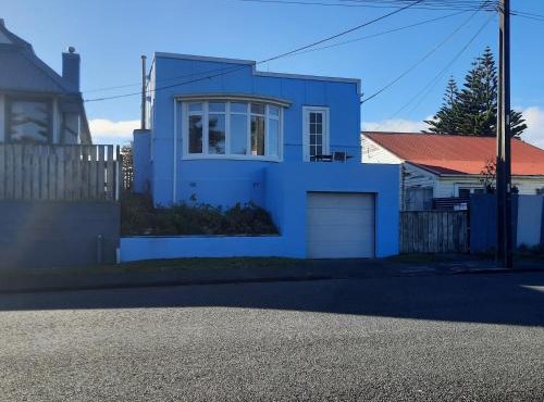 Little Blue Bach in Whanganui