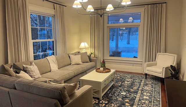 Located 9.5 miles from the Michigan Stadium! Your family will be close to everything when you stay at this centrally-located historic home. Walk downtown for a visit to the Dexter Bakery and Creamery. Take a stroll or bike ride on the B2B trai in Dexter