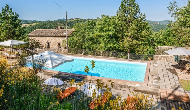 Lovely home in Apecchio -PU-