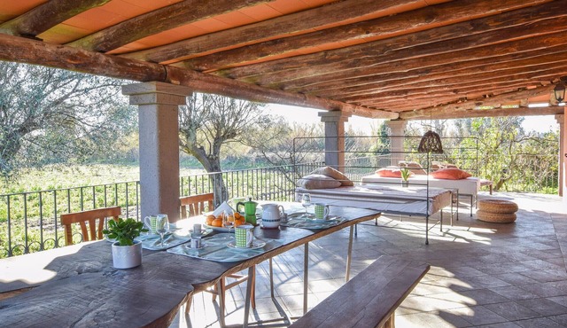Lovely home in Orosei with kitchen