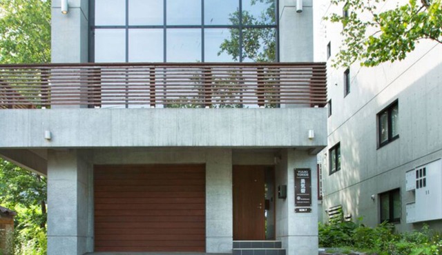 Luxury 3 Bed Ski Chalet in Prime Location, Niseko Chalet 1001 in Niseko