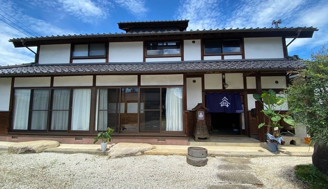 Old private home stay with outdoor sauna in Kofu