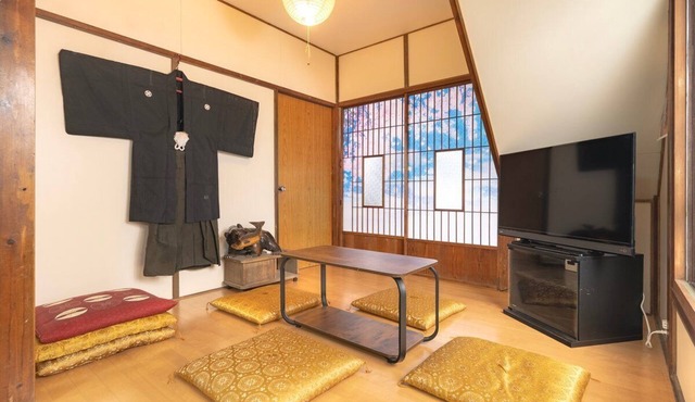 Only 8 minutes from Haneda Airport! Just a 1-minute walk from the nearest in Ota-ku