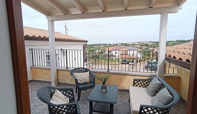 Pavoncella Gialla - 900m from the Beach