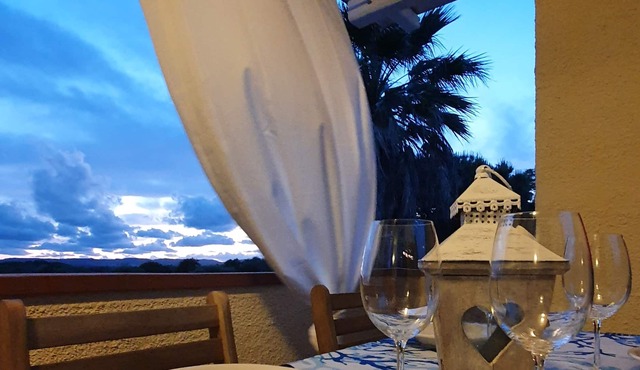 Porto Pollo (Palau) elegant three-room apartment 5 minutes walk from the beach