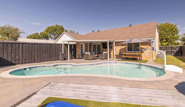 Private Pool, Game Room, Backyard TV + Fenced Yard in Plano