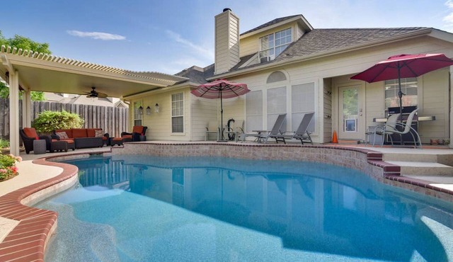 PRIVATE POOL w/Full Amenities in Mansfield & near Joe Pool LK in Mansfield