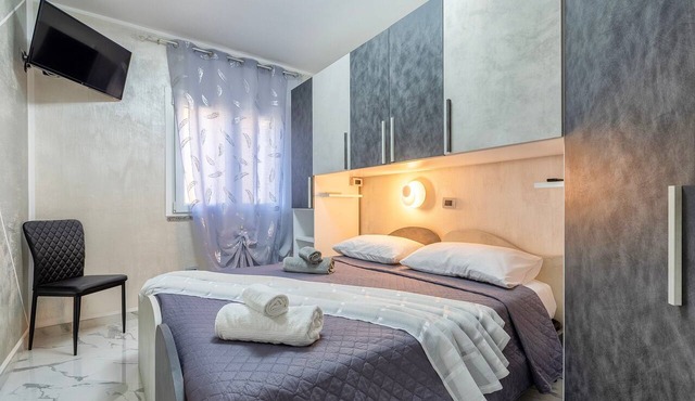 Room 'Camera Deluxe Doppia Con Letti Singoli' with Wi-Fi and Air Conditioning