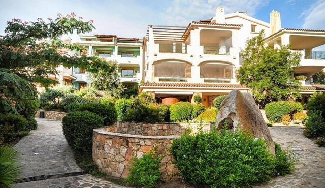 Rotondo Escape with Terrace