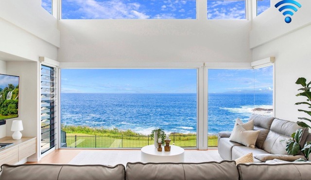 Salt n Sol - coastal split-level home with pool, alfresco dining, and breathtaking Kiama ocean views in Kiama