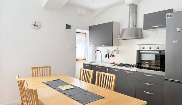 SE264 – Senigallia, cozy four-room apartment in an excellent position