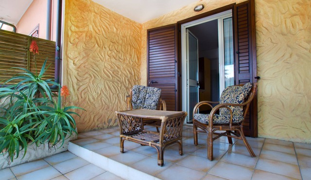 Small and cozy house a few steps from the beach