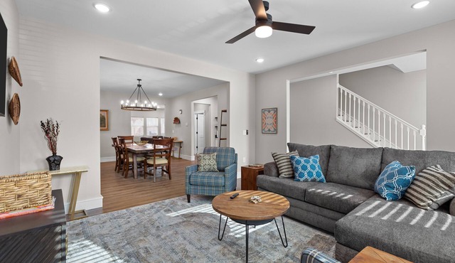 Spacious 5BR Home | Amazing Shower | Near SLU & Tower Grove | The Gate STL in St Louis