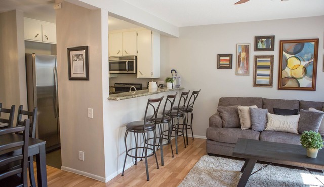 StorybookVilla #2, Fresh, Inviting, & Warm. You Walk to Disney. Proven Brand in Anaheim