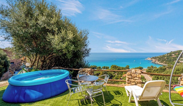 Studio Apartment "Sleeping Under The Stars" with Sea View, Private Terrace & Wi-Fi