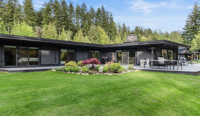 Stunning waterfront getaway! Luxury home on acreage, natures paradise in Chilliwack