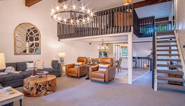 Sunburst 33 - 3BD + Loft + Resort Amenities in Sun Valley