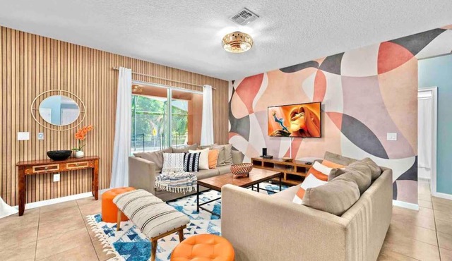 SUPER BIG- SLEEPs 30 w POOL & GAME ROOM in Orlando