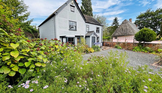 The Foreman's House, Exclusive Adults only Luxury Accommodation, Entire House in Halstead