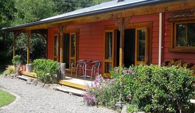 The Ski House on Miharo - Rangataua Holiday Home in Ohakune