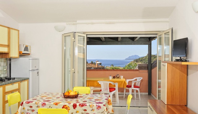 "The Terraces by the Sea" house with a view of the bay