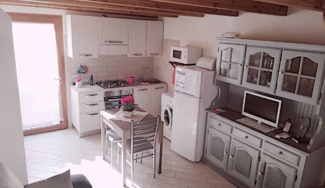 Torregrande comfortable ground floor apartment one step from the beach