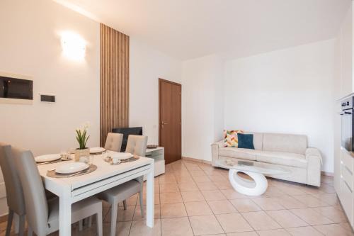 Vicino al Mare con Terrazzo - WiFi e Parcheggio Privato in Cesenatico