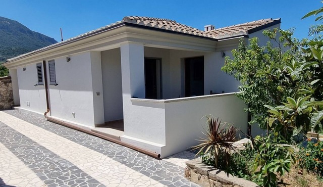 Villa Biriculi surrounded by nature