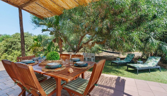 Villa 'Giardino Sul Mare' with Sea View, Private Terrace and Wi-Fi