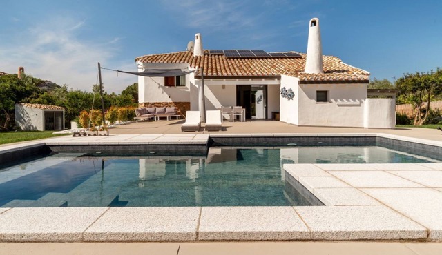 VILLA JUA - Charm and Relaxation in the heart of Torre delle Stelle