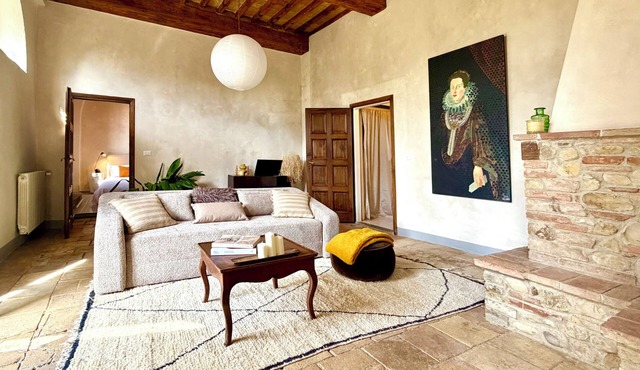 Villa la scuderia quite luxury, pool and private garden near Florence in Toscana