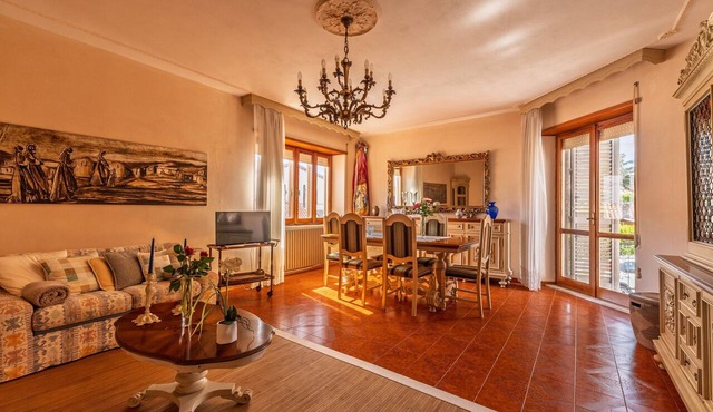 Villa 'La Via delle Rose' with Private Terrace, Garden, and Wi-Fi